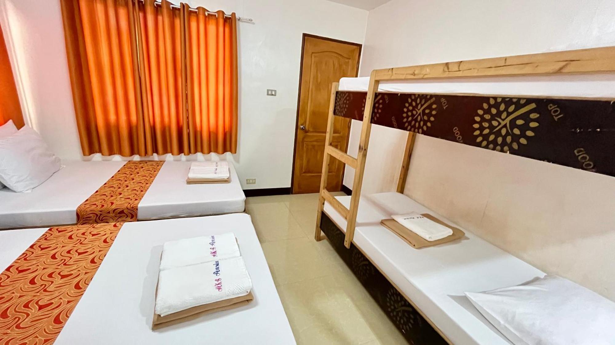 Mkb Pension Coron Luaran gambar